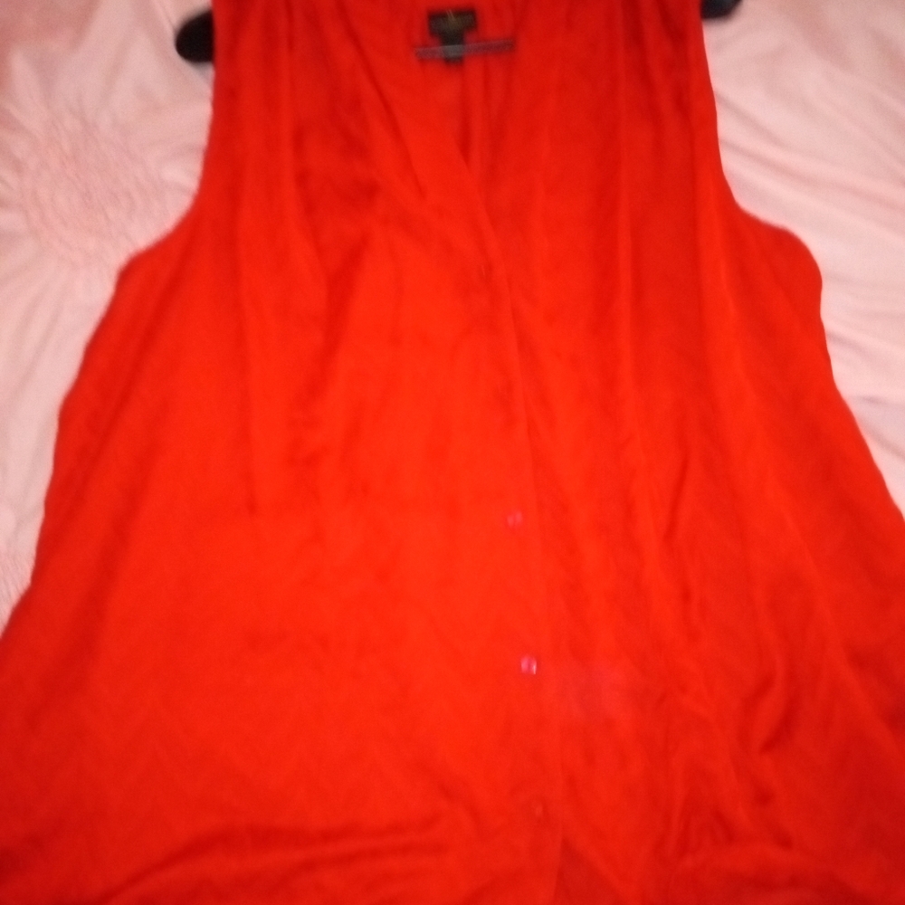 Worthington short sleeve red top